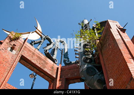 La Big Horn ou Tib Street Horn. Une sculpture de David Kemp. Northern Quarter, Manchester, Angleterre, Royaume-Uni Banque D'Images