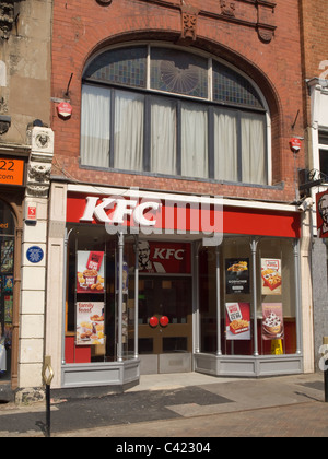 De la Direction générale de la chaîne de fast food KFC Westgate, Gloucester Banque D'Images