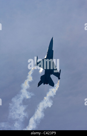 F-16 jet RNLAF à RAF Leuchars Airshow 2009, Fife, Scotland Banque D'Images