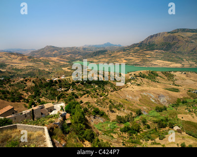 Vue du château normand Caccamo Sicile Italie Banque D'Images