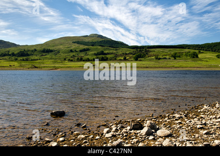 Le Loch Venachar, près de Callander, Lomond et des Trossachs national park Central Scotland prises le jour d'amende Banque D'Images