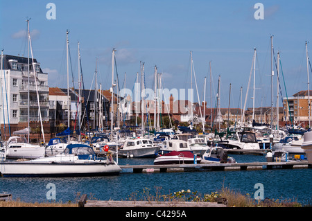 Sovereign Harbour Marina Eastbourne East Sussex England Banque D'Images