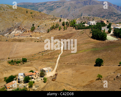 Vue du château normand Caccamo Sicile Italie Banque D'Images