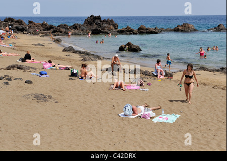 Beach Cove et de Playa, Chica, La vieille ville de Puerto del Carmen, Lanzarote - Canaries Banque D'Images