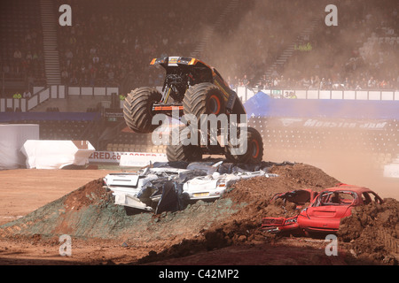 Monster Trucks au Derby Pride Park Banque D'Images