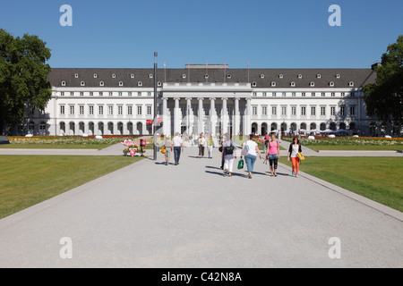 Palais des princes électeurs de Trèves à Coblence, en Allemagne, à Coblence Kurfürstliches Schloss zur BUGA 2011 Banque D'Images