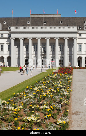 Palais des princes électeurs de Trèves à Coblence, en Allemagne, à Coblence Kurfürstliches Schloss zur BUGA 2011 Banque D'Images