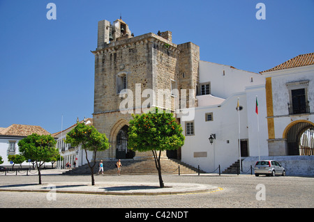 Cathédrale de Faro, Largo da se, Vieille ville, Faro, région de l'Algarve, Portugal Banque D'Images