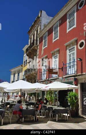 Street Cafe, RVA d. Francisco Gomes, Vieille Ville, Faro, Faro, Algarve, Portugal Banque D'Images