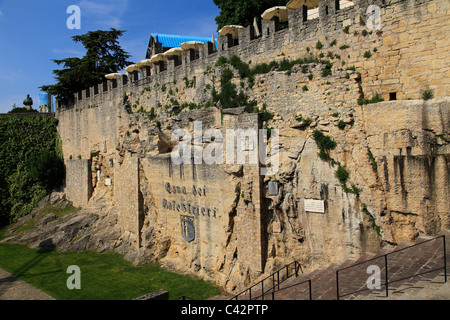 République de Saint-Marin, la ville de San Marino, Cava dei balestrieri. l la carrière d'arbalétriers est utilisé pour l'arbalète traditionnelle comp Banque D'Images