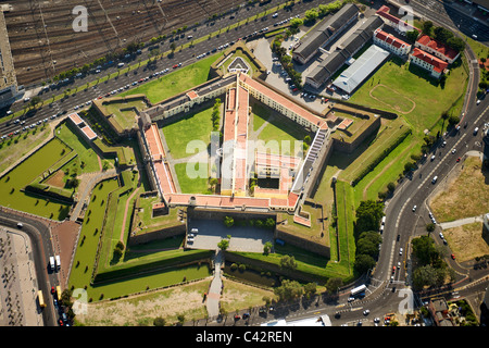 Vue aérienne du château à Cape Town, Afrique du Sud. Il a été construit par les Hollandais qui ont créé la Cape dans le milieu du 17ème siècle. Banque D'Images