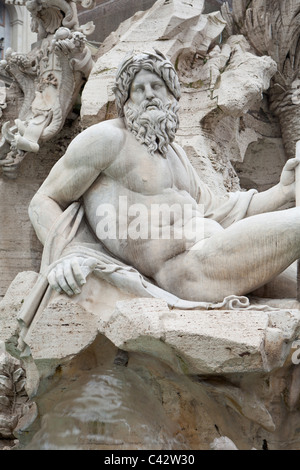 Détail de Bernini' s quatre rivières fontaine, Piazza Navona, Rome, Italie Banque D'Images