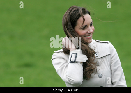 Catherine, duchesse de Cambridge (Catherine Elizabeth 'Kate' ; née Middleton, née le 9 janvier 1982), est l'épouse du Prince William, Banque D'Images