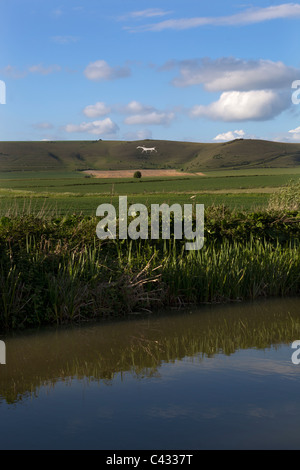 Vue de l'Alton Barnes Lait White Horse Hill Wiltshire England UK Banque D'Images