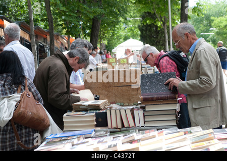 Libreria La Cuesta de Moyano, Second-hand bookshop cale, Madrid, Espagne Banque D'Images