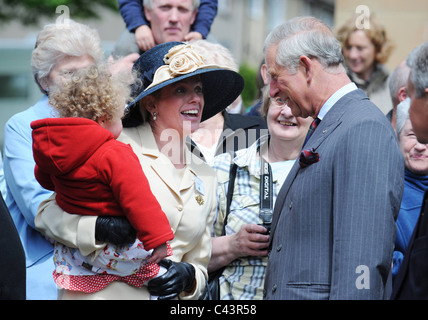 Ouverture officielle de l'Hôtel de Ville de Greenlaw, récemment restauré, dans la région des Scottish Borders, par SAR le Prince Charles, duc de Rothesay. Banque D'Images