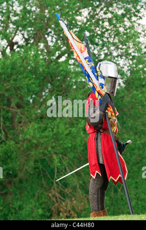 Les acteurs d'un jour de joutes Leeds Castle dans le Kent Banque D'Images