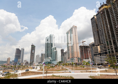 Le centre-ville de Panama City le long de l'Avenida Balboa, Panama Banque D'Images