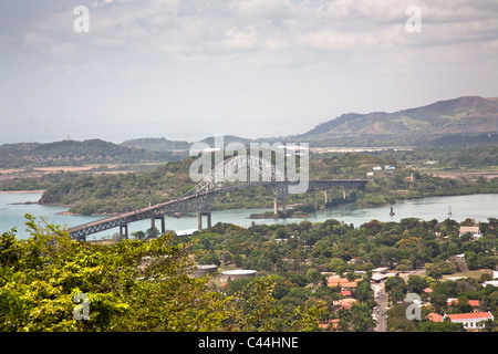 Puente de las Americas sur le versant Pacifique traversant le Canal de Panama près de Panama City Banque D'Images