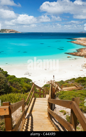 Boardwalk menant à Blue Haven Beach. Esperance, Australie occidentale, Australie Banque D'Images