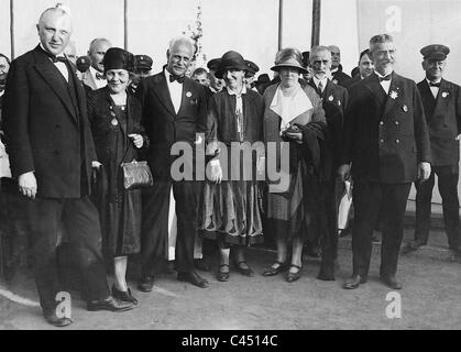 Konrad Adenauer avec le professeur Berger à la 44e Festival allemande de gymnastique à Cologne, 1928 Banque D'Images