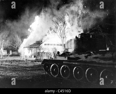 Réservoir T-34 russe à la bataille de Koursk, 1943 Banque D'Images