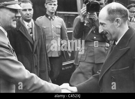 Adolf Hitler, serre la main du Tsar Boris III de Bulgarie, 1941 Banque D'Images