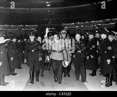 Franz Ritter von Epp et Arthur Goerlitz lors d'une manifestation du Reich, 1937 Ligue Coloniale Banque D'Images