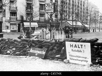 Paris sous l'occupation allemande en 1940 Photo Stock Alamy