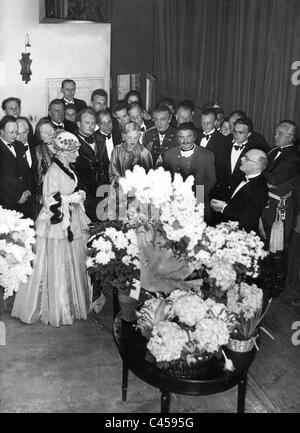 Emmy Sonnemann Goering après sa dernière performance dans le théâtre d'Etat en 1935 Banque D'Images