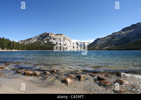 Lac Tenaya dans Yosemite National Park Banque D'Images