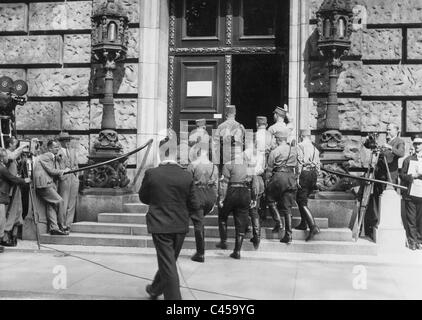 Des représentants du NSDAP en route pour le Reichstag à Berlin, 1932 Banque D'Images