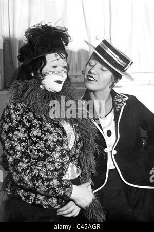 Trude Hesterberg et Lotte Lenya dans 'l'ascension et la chute de la ville de Mahagonny", Berlin en 1931 Banque D'Images