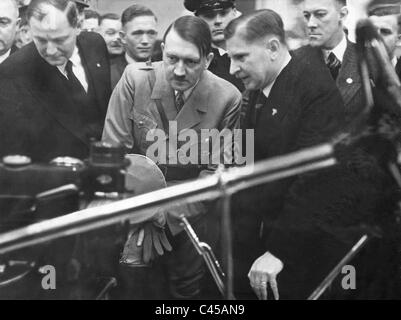 La voiture à Adolf Hitler à Berlin, 1935 Banque D'Images