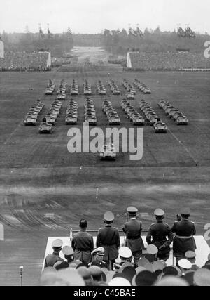 Défilé du réservoir au congrès de Nuremberg, 1936 Banque D'Images