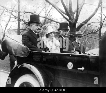 Calvin Coolidge avec son épouse, Grace Coolidge et consultant Curtis, 1925 Banque D'Images