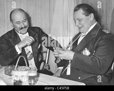 Andre Francois-Poncet et Hermann Goering, 1936 Banque D'Images