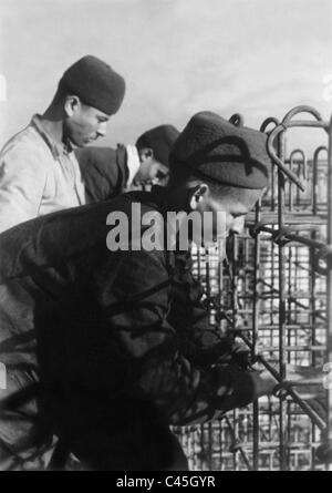 Travailleurs Marocains sur la côte atlantique française, 1942 Banque D'Images