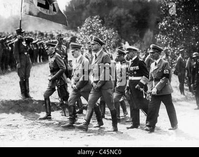 Hitler, Hess, von Blomberg, von Fritsch, Raeder et Goebbels lors des funérailles de Karl Litzmann, 1936 Banque D'Images