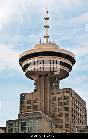 Une vue de la tour Harbour Centre distinctif dans le centre-ville de Vancouver. Banque D'Images