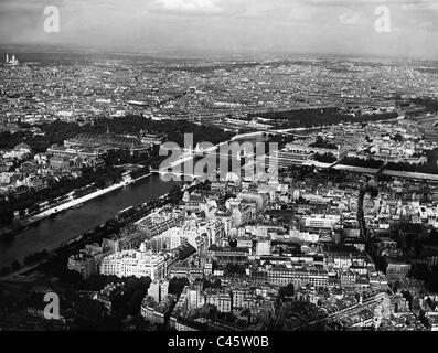 Vue de la Tour Eiffel sur Paris, 1938 Banque D'Images