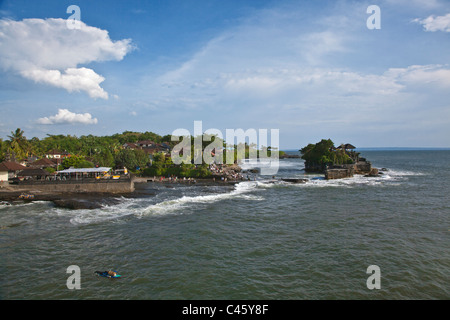 PURA Tanah Lot est l'un des plus importants temples mer hindou - BALI, INDONÉSIE Banque D'Images