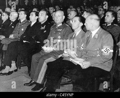 Fritz Saukel, Joseph Goebbels, Reinecke, Acito Herescu, lors de la réunion du poète à Weimar, 1941 Banque D'Images