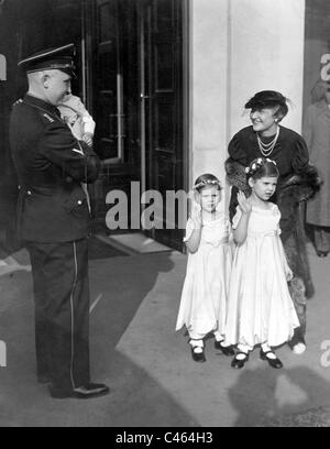 Magda Goebbels avec ses enfants Helga, Hilde et Helmut, 1937 Banque D'Images