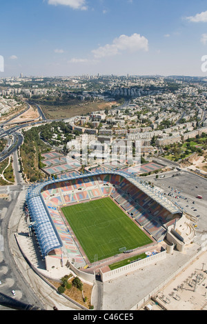 Photo aérienne du stade Teddy dans l'ouest de Jérusalem Banque D'Images