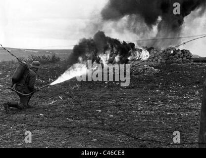 Seconde Guerre mondiale : lance-flammes allemand sur le front de l'Est, 1941-1945 Banque D'Images