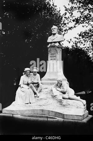 Mémorial de Jules Verne à Amiens, 1929 Banque D'Images