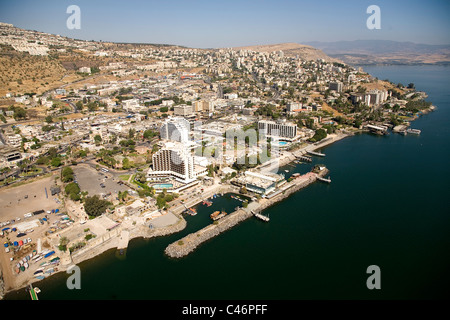 Photographie aérienne de la ville de Tibériade, dans la mer de Galilée Banque D'Images