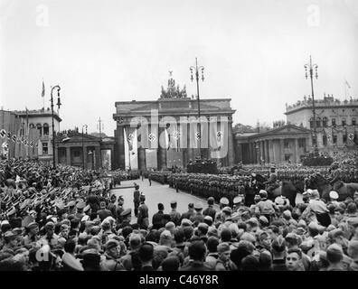 Seconde Guerre mondiale : la revue de la victoire à Berlin et d'autres villes d'Allemagne, Juillet 1940 Banque D'Images