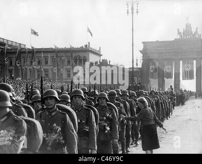 Seconde Guerre mondiale : la revue de la victoire à Berlin et d'autres villes d'Allemagne, Juillet 1940 Banque D'Images